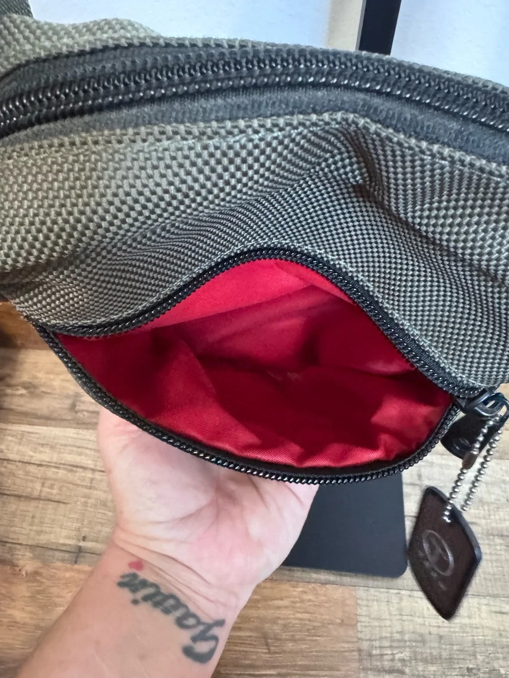 Y2K Vintage Tumi T-Tech Data Gorpcore Tactical Olive Ballistic Crossbody Bag